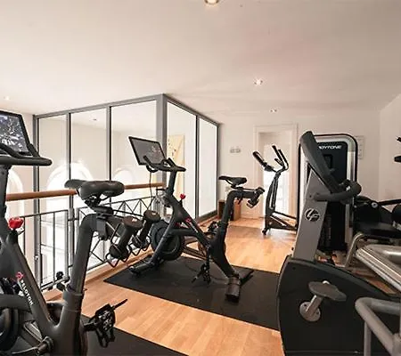 Strandhotel Kurhaus 호텔 4*