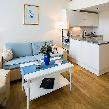 Strandhotel Kurhaus 4* 유이스트