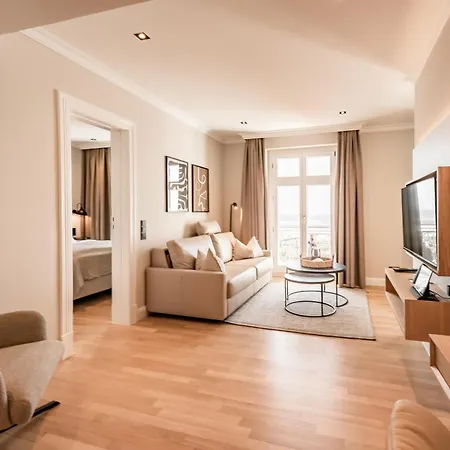 Hotell Strandhotel Kurhaus