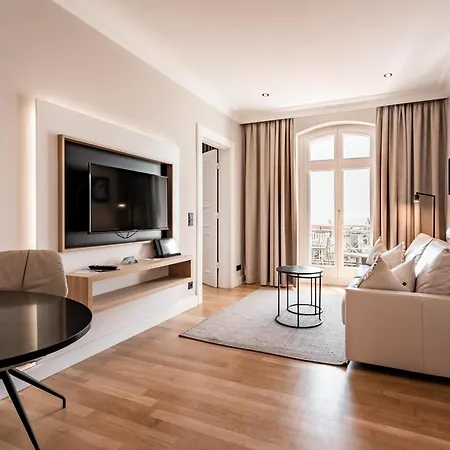 Strandhotel Kurhaus Hotel 4*