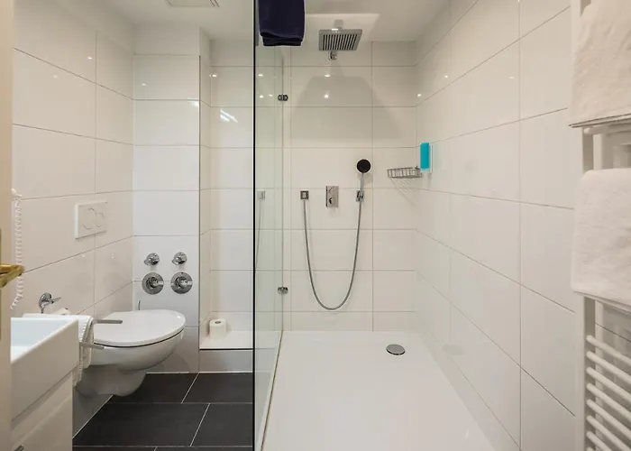 Hotel Strandhotel Kurhaus 4*